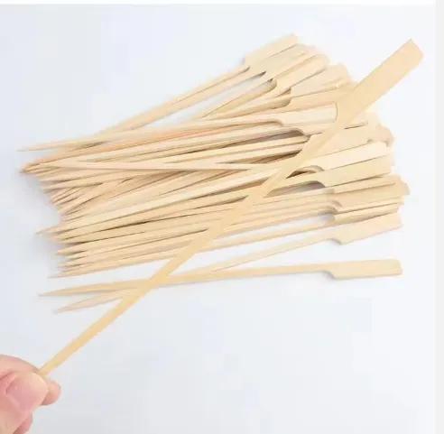 Flower Knot Barbecue Holz-Mutton-Saitenmaschine Amazon Hot Shaped/Flag Teppo-Spieß-Stäbchen zum Grillen